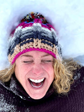 Load image into Gallery viewer, shelo App - She Loves Outdoors - Connecting Outdoor Women